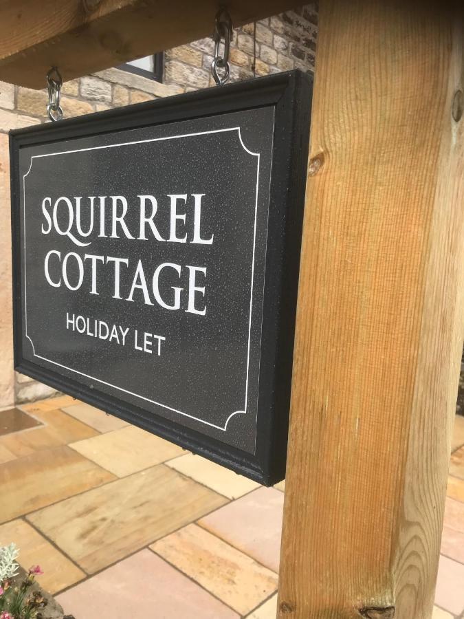 Squirrel Cottage Cowling المظهر الخارجي الصورة